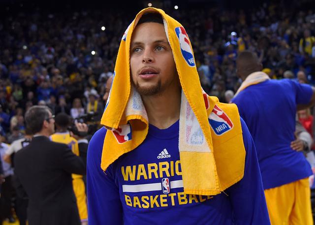 俱乐部及球 俱乐部及球